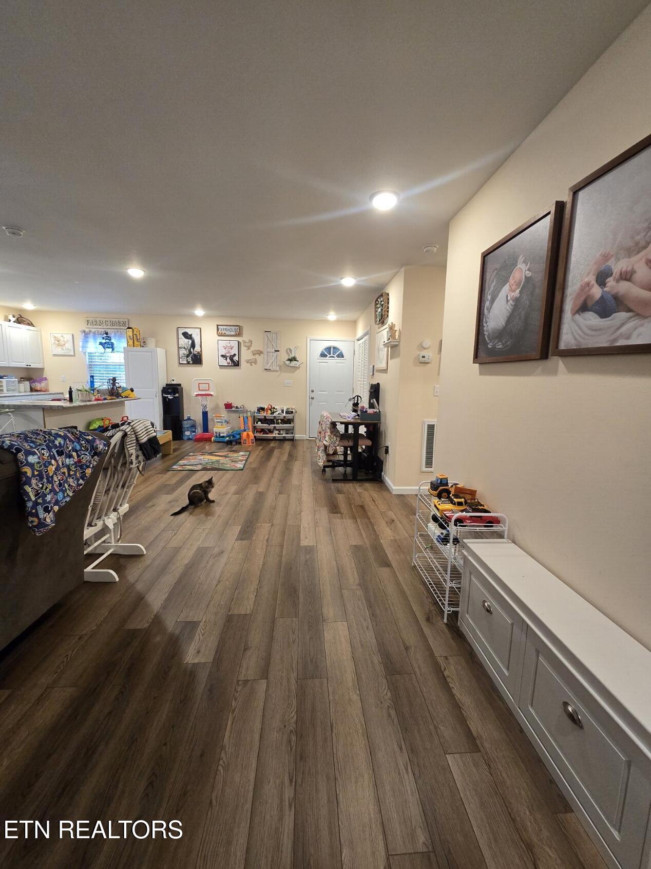 102 Beaver Pvt Lane Oneida, TN 37841 - Photo 5 of 38 20251007_132348