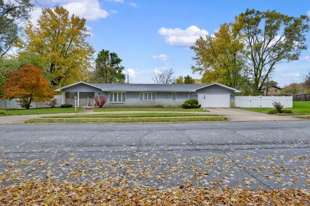 a house view with a outdoor space