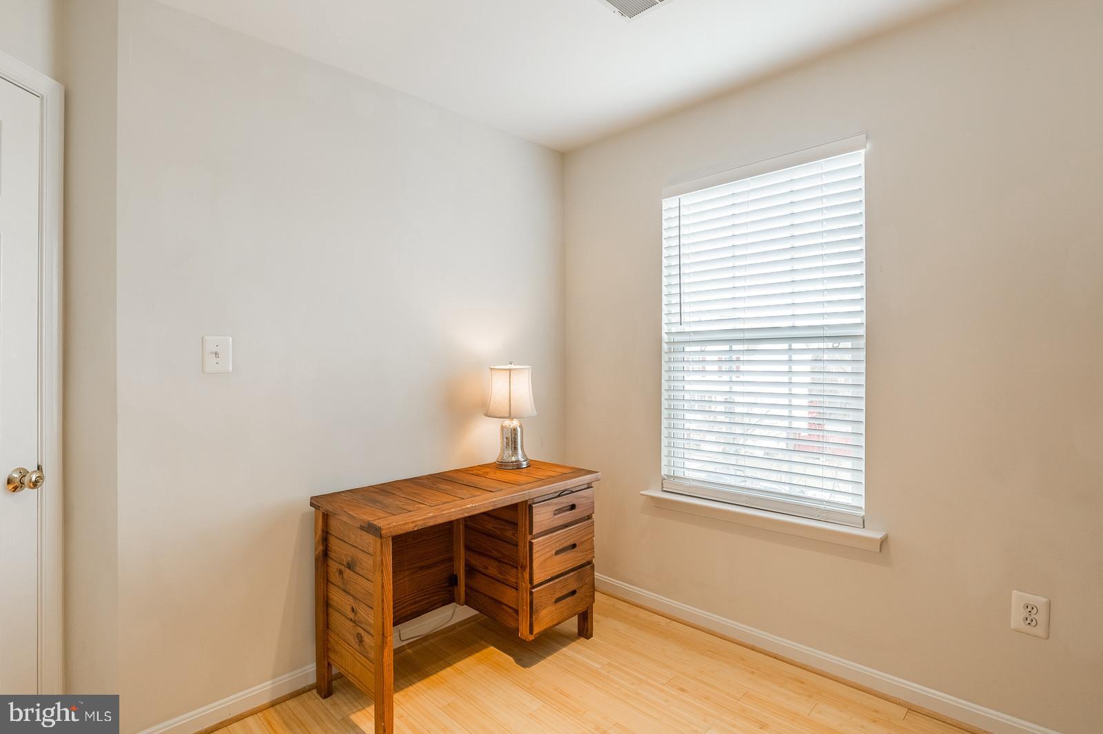14299 Newbern Loop Gainesville, VA 20155 - Photo 27 of 42 Bedroom