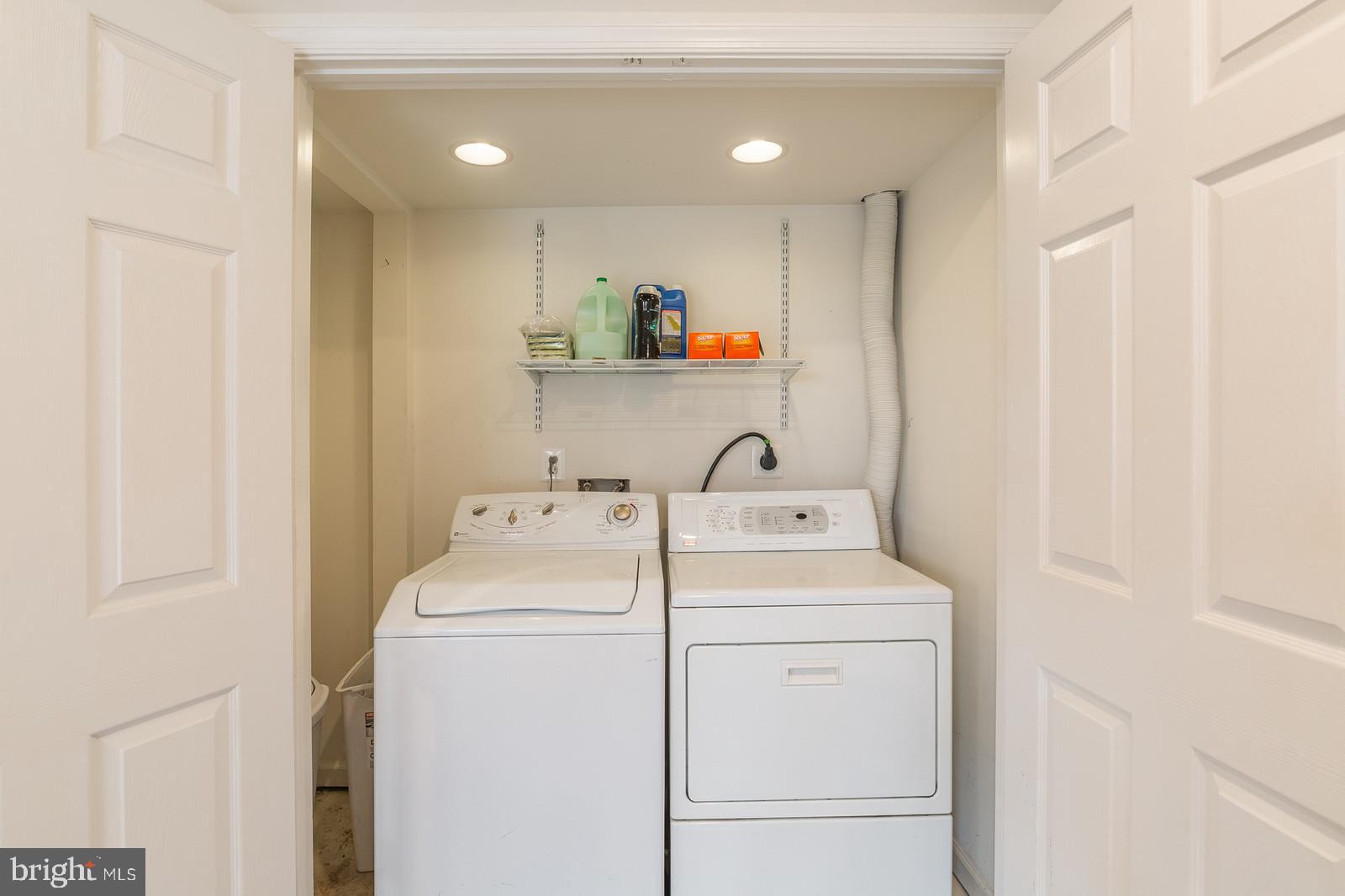 14299 Newbern Loop Gainesville, VA 20155 - Photo 38 of 42 Laundry Room