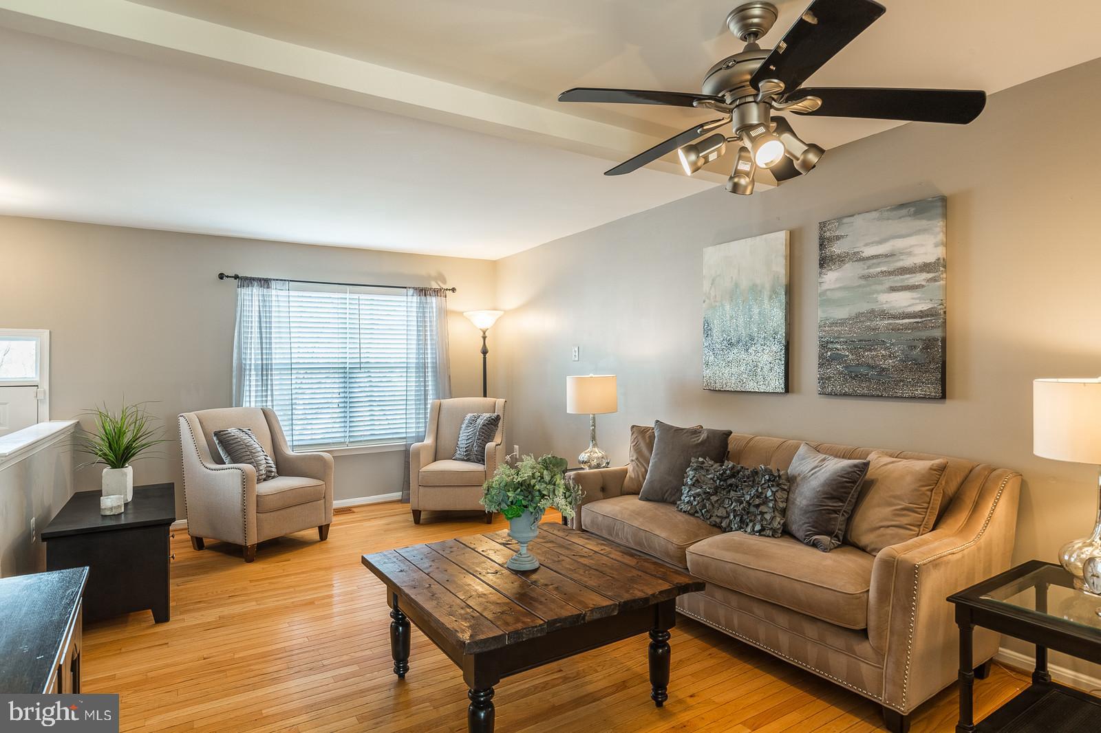 14299 Newbern Loop Gainesville, VA 20155 - Photo 6 of 42 Living Room