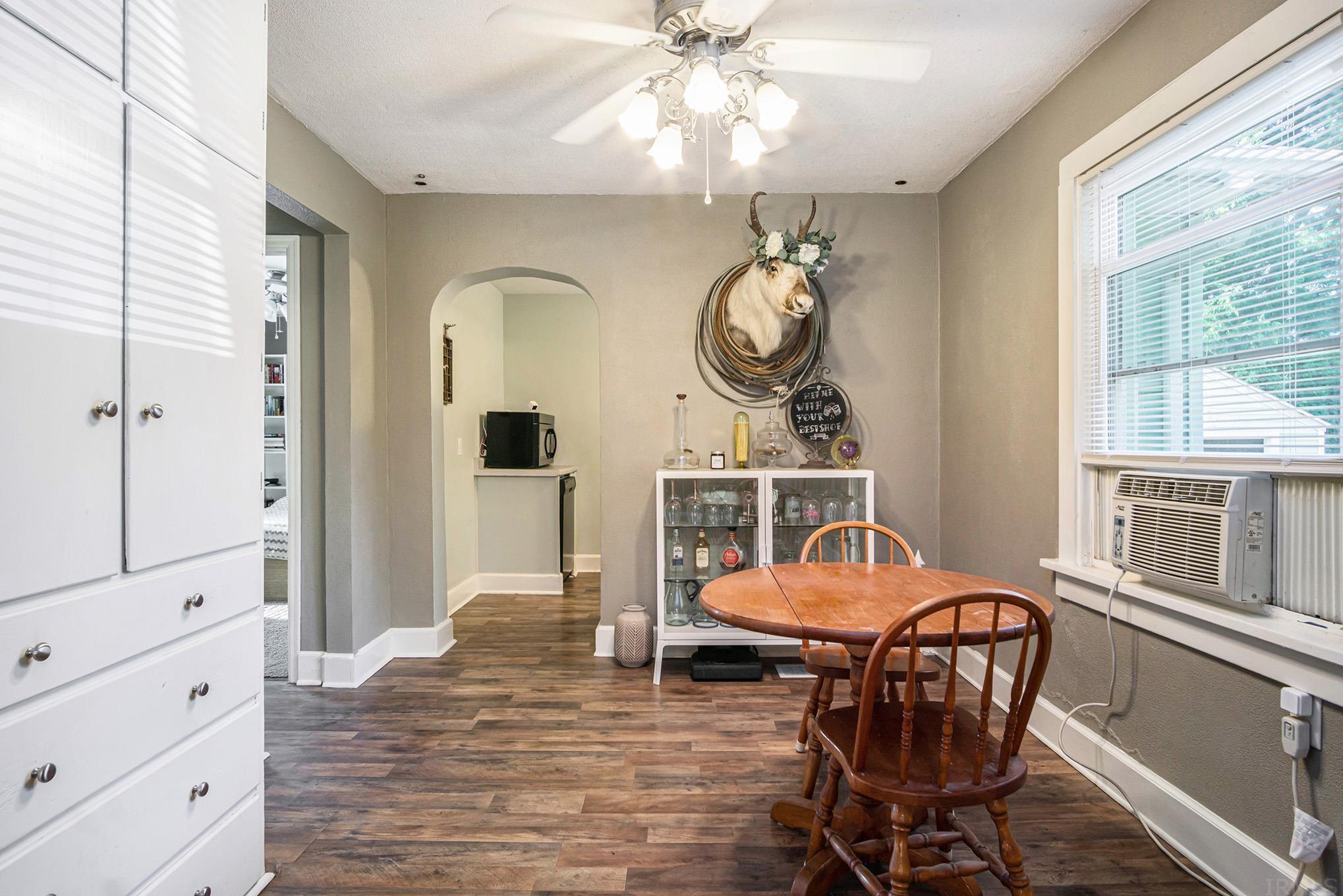 26780 Edison Road South Bend, IN 46628 - Photo 8 of 24 Gallery Image 8