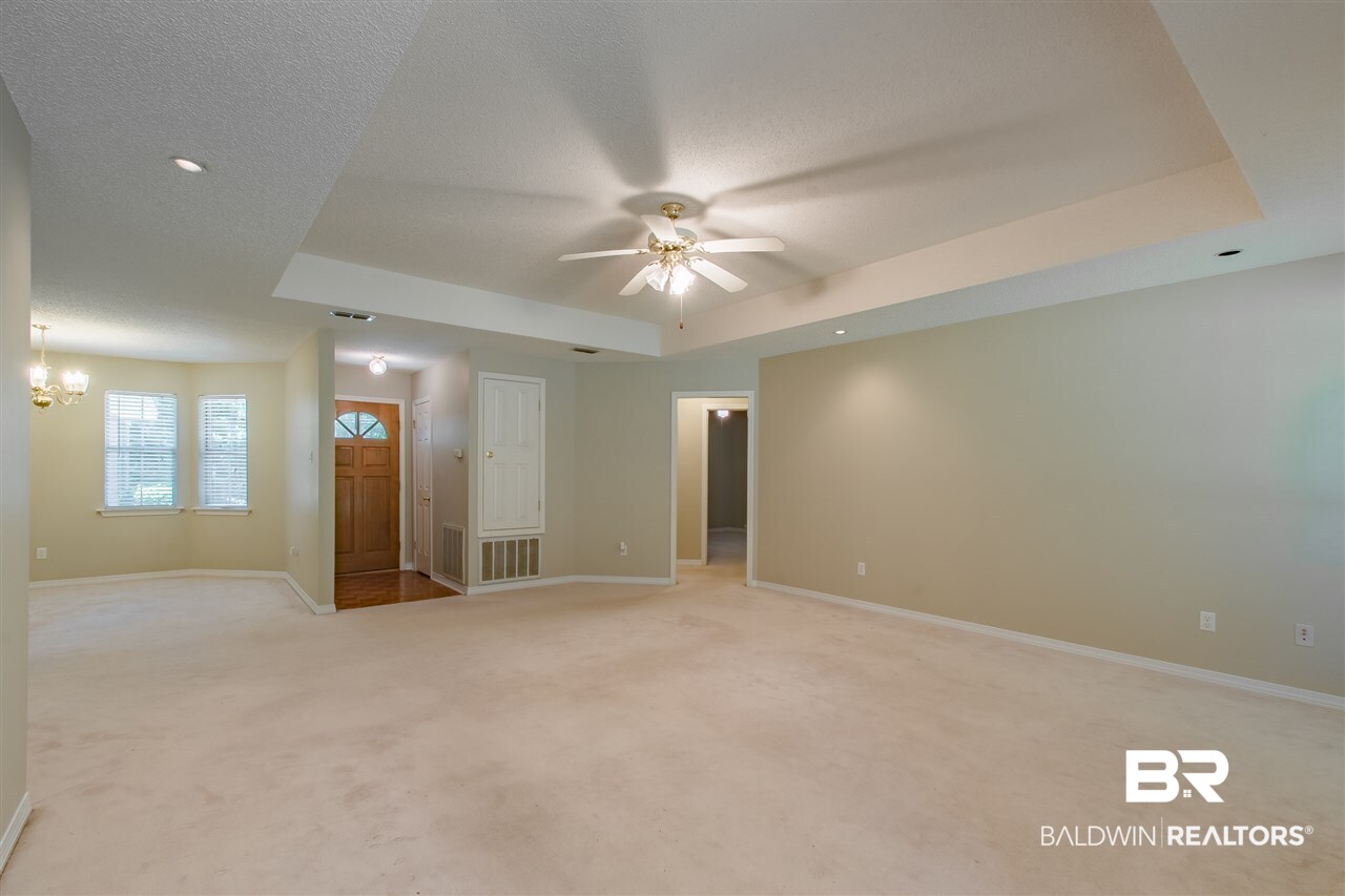200 Lakeview Loop Daphne, AL 36526 - Photo 11 of 37