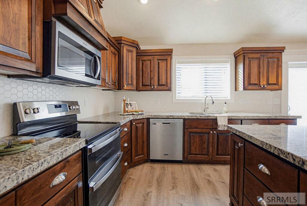 3868 Willow Ridge Drive Ammon, ID 83406 - Photo 23 of 77