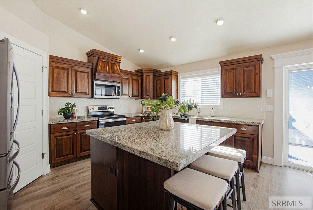 3868 Willow Ridge Drive Ammon, ID 83406 - Photo 24 of 77