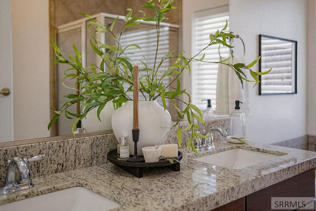 3868 Willow Ridge Drive Ammon, ID 83406 - Photo 39 of 77