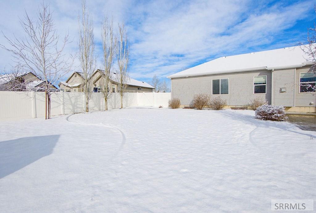 3868 Willow Ridge Drive Ammon, ID 83406 - Photo 75 of 77