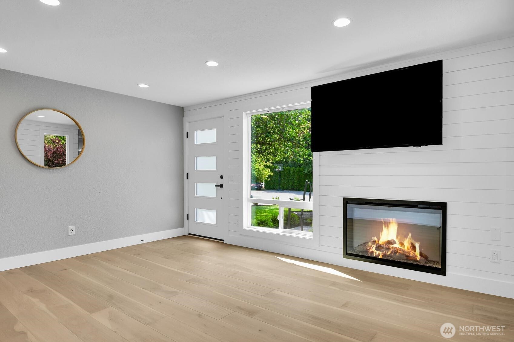 5533 149th Place Southwest Edmonds, WA 98026 - Photo 6 of 20 Gallery Image 6