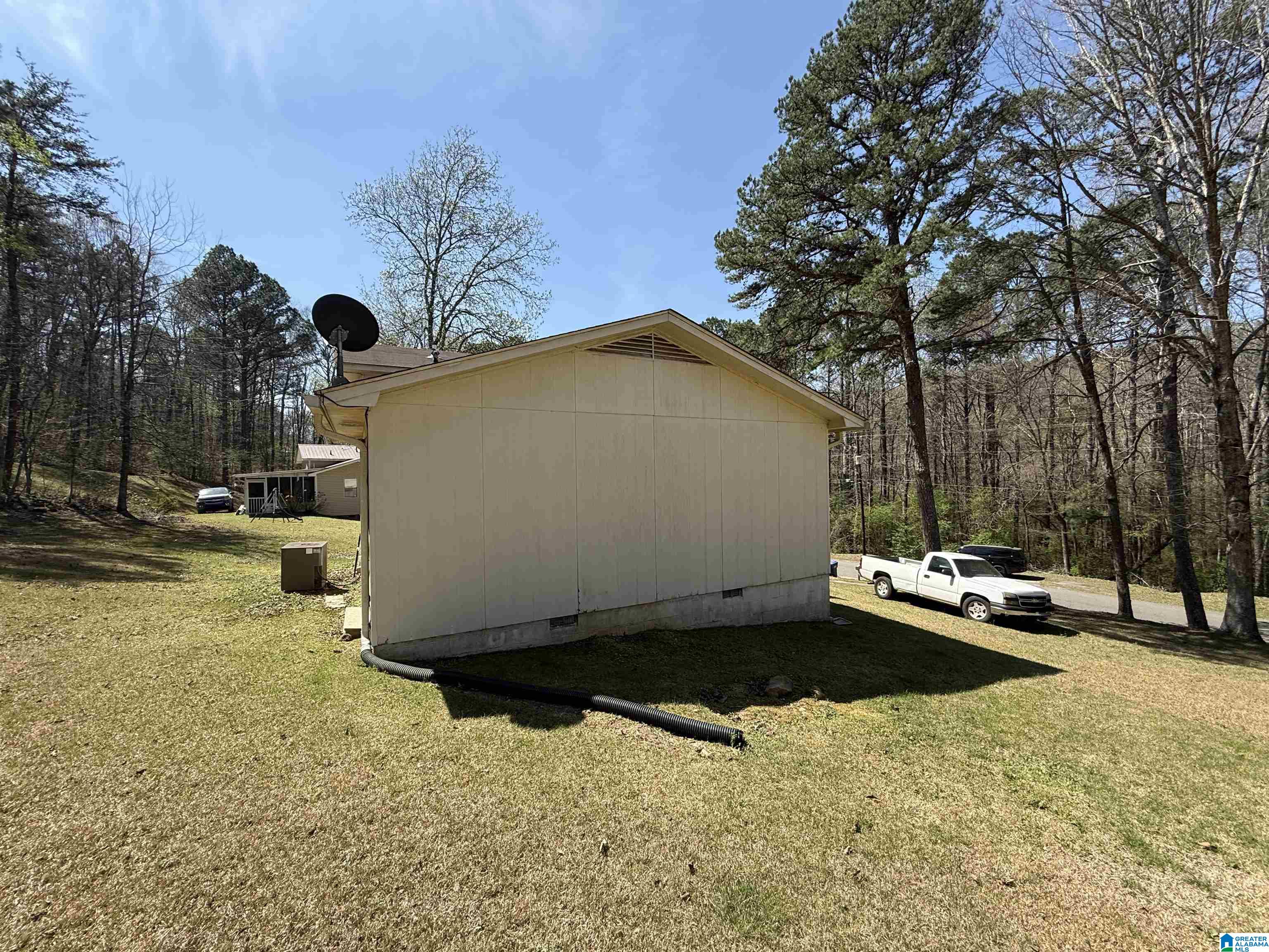 1890 Champion Road Oneonta, AL 35121 - Photo 4 of 14