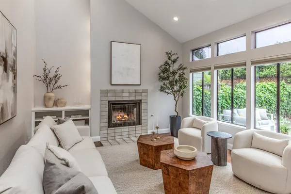 $1,698,000 | 2080 Marich Way, Unit 8, Mountain View, CA 94040