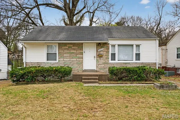 $149,900 | 8576 Kathlyn Drive, St. Louis, MO 63134