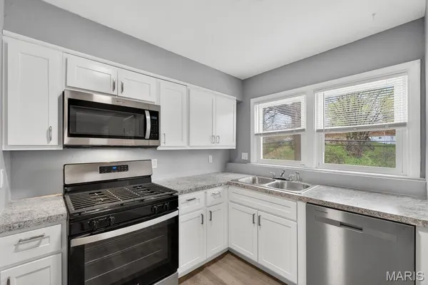 $149,900 | 8576 Kathlyn Drive, St. Louis, MO 63134