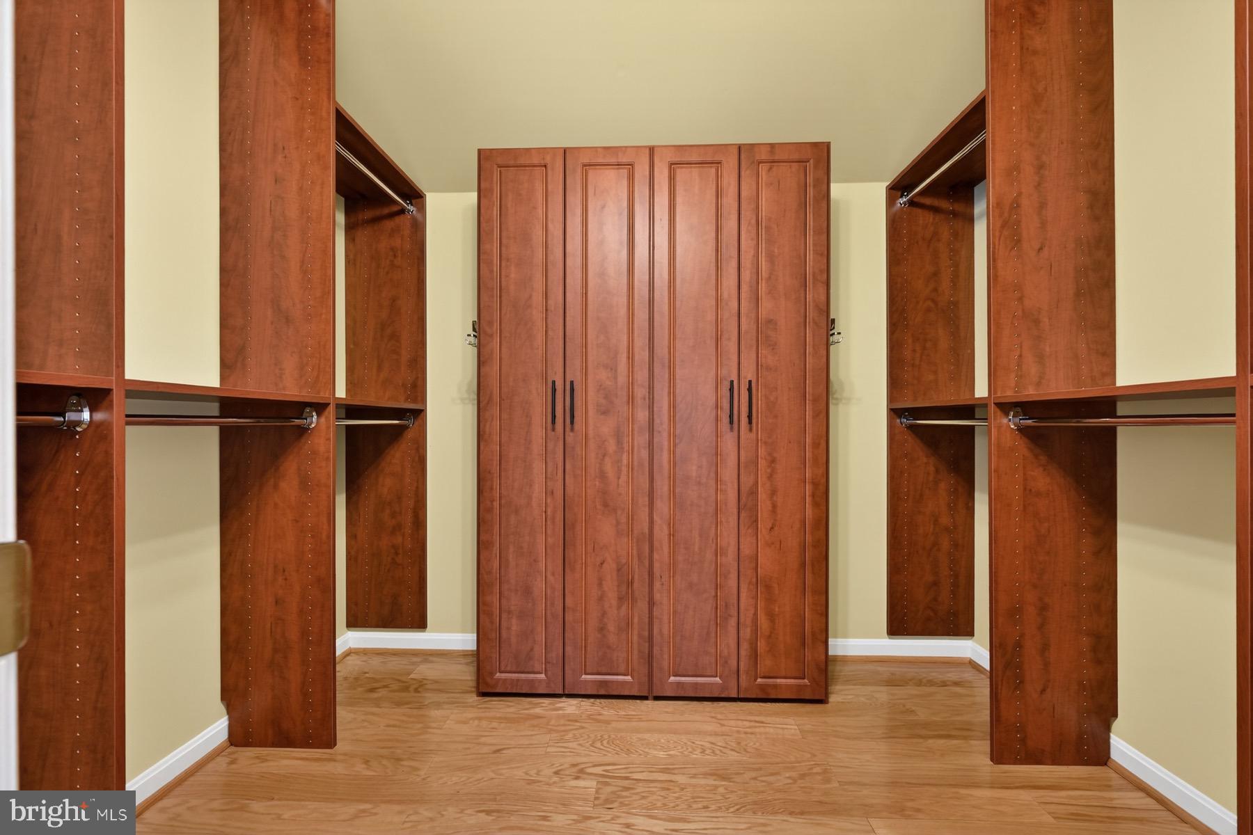 3509 Martha Vineyard Way Edgewater, MD 21037 - Photo 77 of 108 closet of your dreams!
