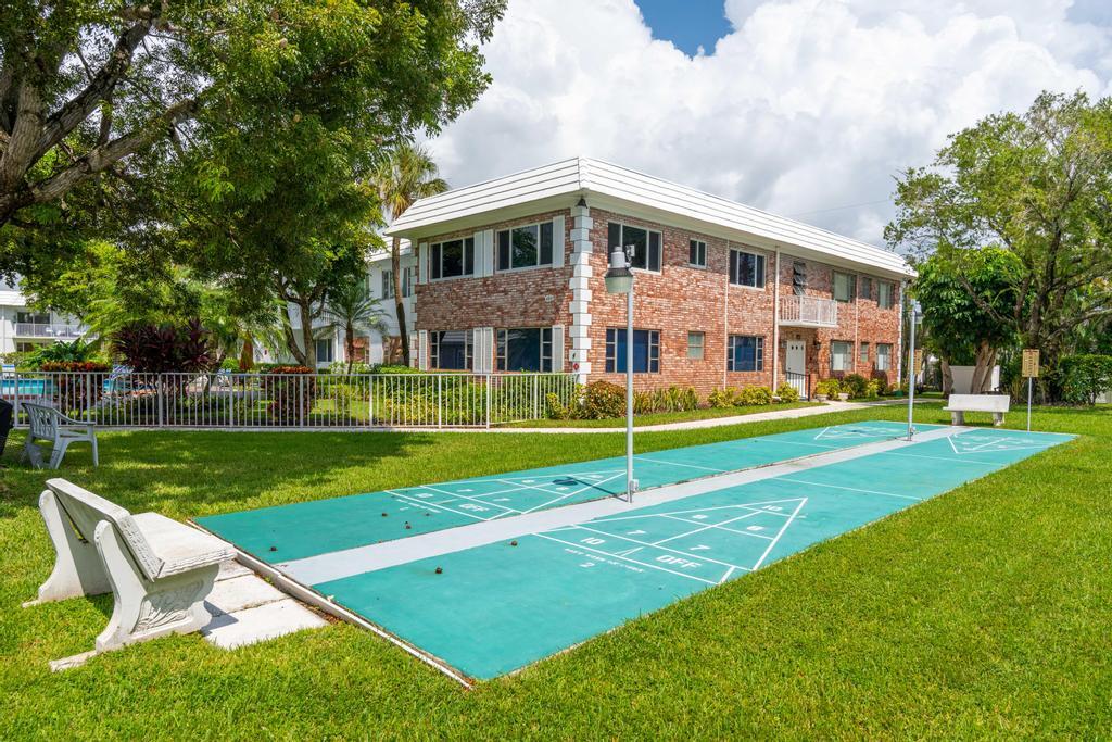 310 South Cypress Road, Unit 704 Pompano Beach, FL 33060 - Photo 31 of 42 DSC07417