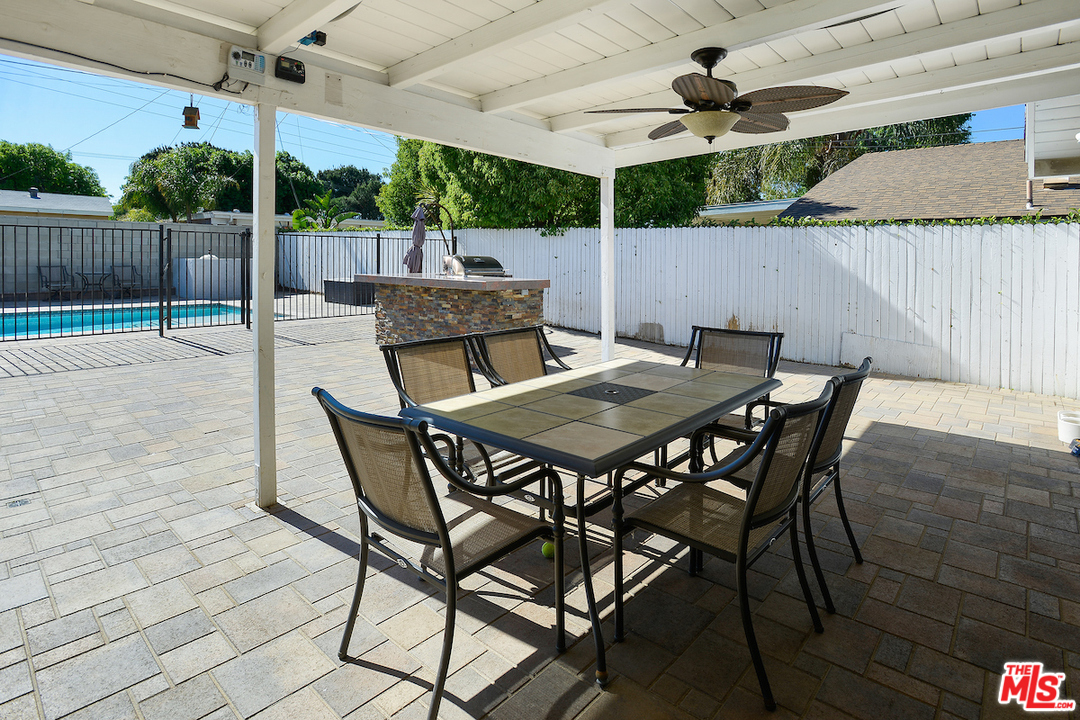 25117 Fourl Road Newhall, CA 91321 - Photo 19 of 24