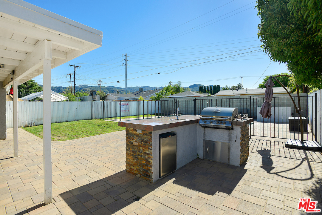 25117 Fourl Road Newhall, CA 91321 - Photo 20 of 24