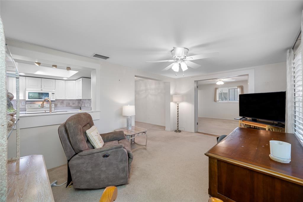 14280 86th Terrace North Seminole, FL 33776 - Photo 14 of 40