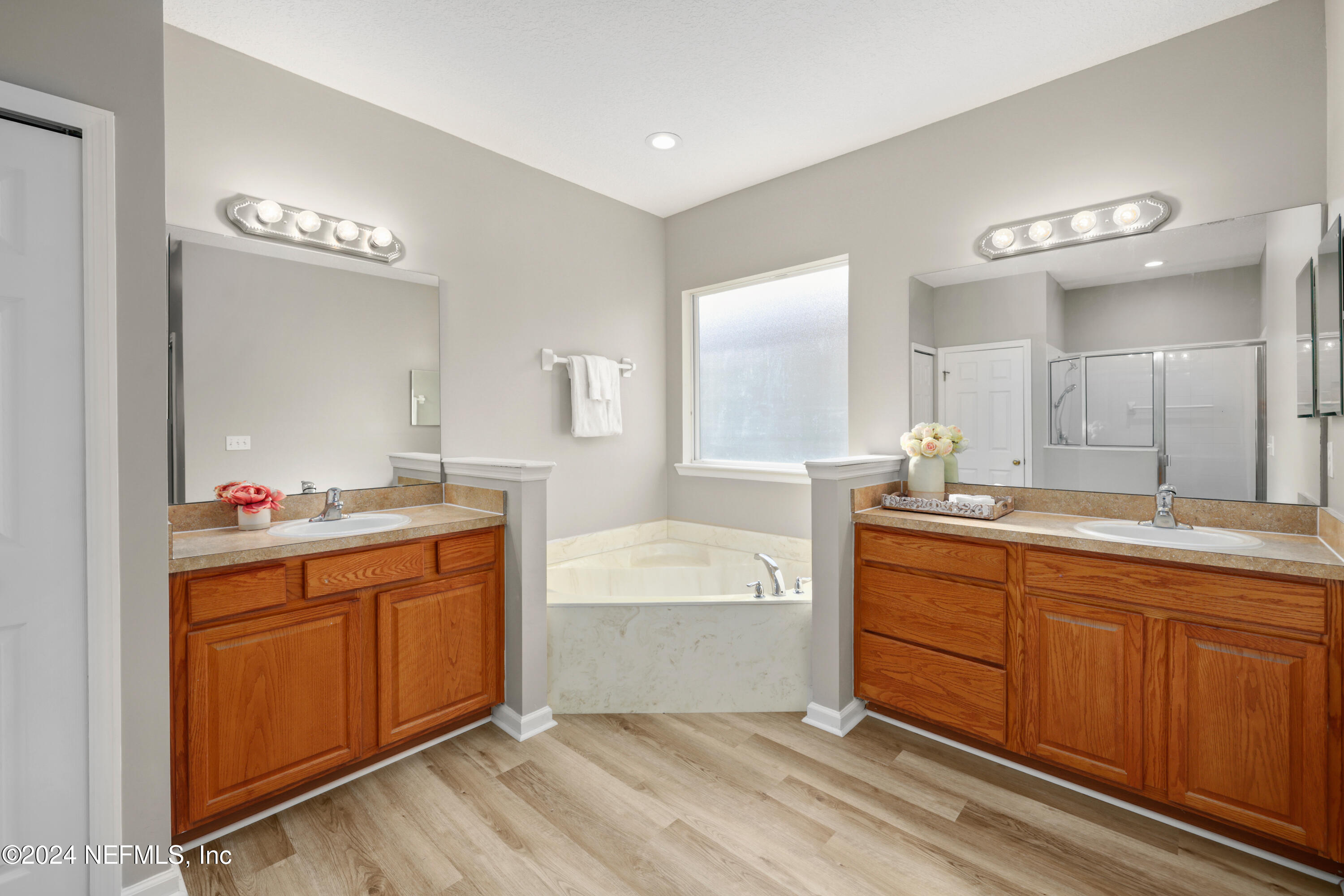 14414 Millhopper Road Jacksonville, FL 32258 - Photo 19 of 48 His/Hers Vanities!
