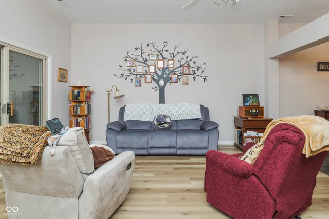 $259,000 | 10863 Harness Court, Indianapolis, IN 46239