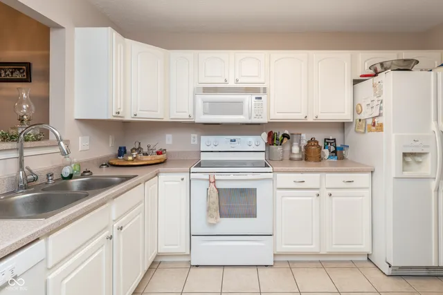 $259,000 | 10863 Harness Court, Indianapolis, IN 46239