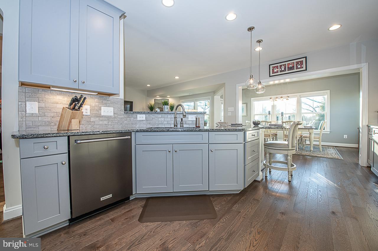 308 Quarry Point Road Malvern, PA 19355 - Photo 12 of 35