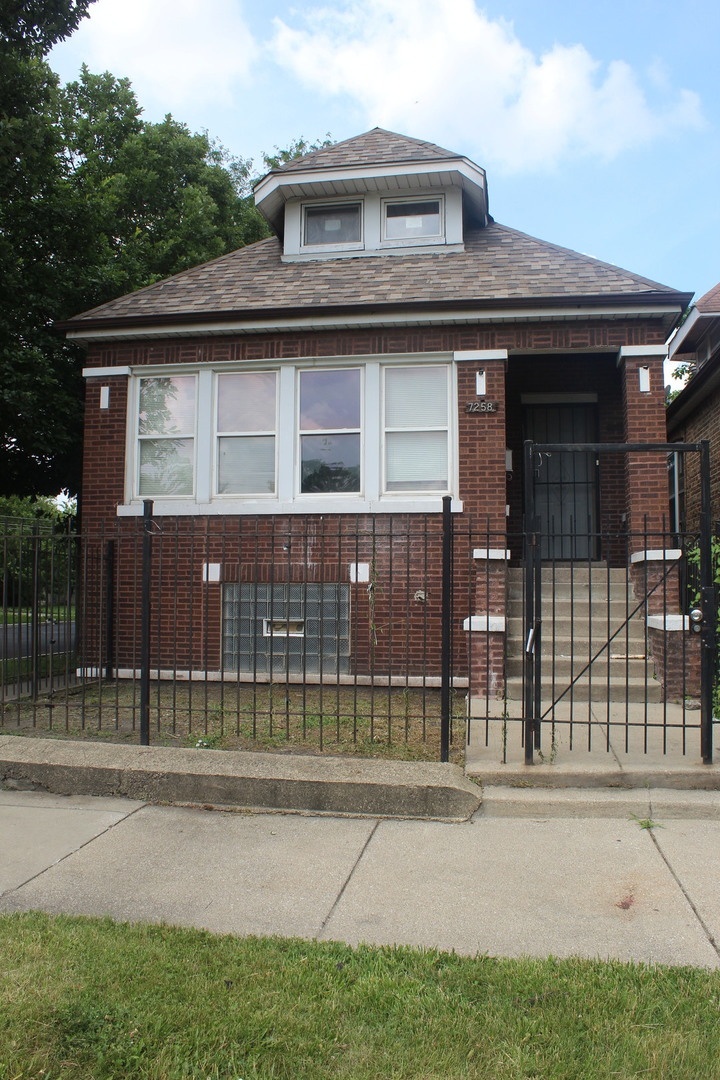 7258 South Carpenter Street Chicago, IL 60621 - Photo 23 of 27 Gallery Image 23