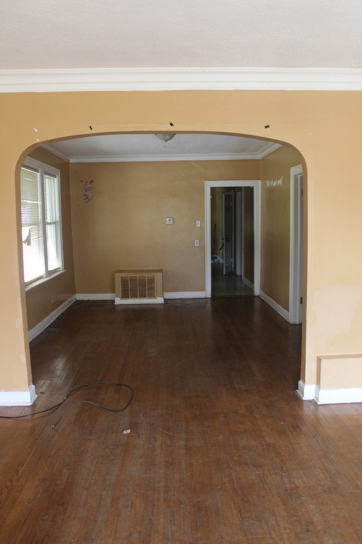 7258 South Carpenter Street Chicago, IL 60621 - Photo 7 of 27 Gallery Image 7