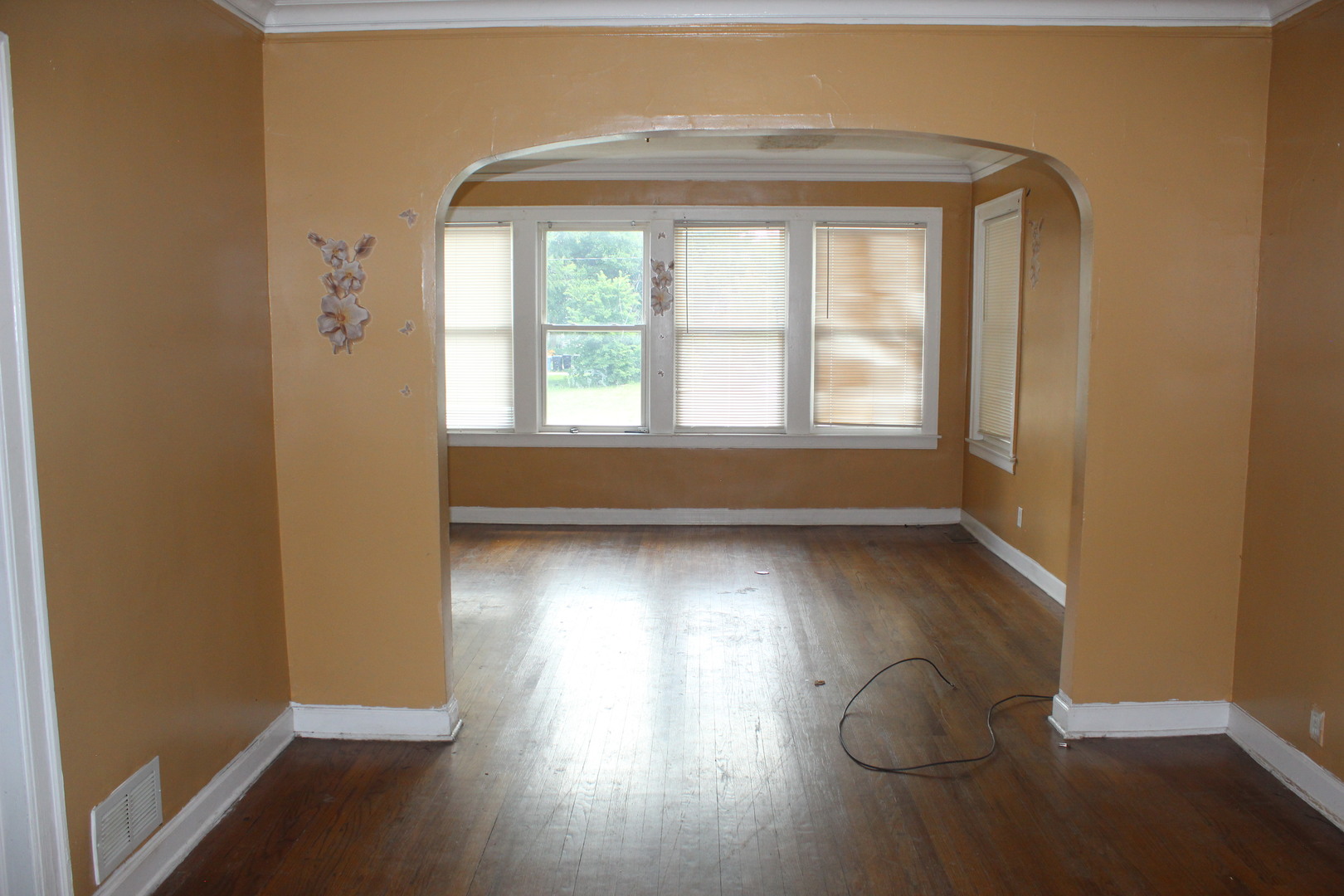 7258 South Carpenter Street Chicago, IL 60621 - Photo 8 of 27 Gallery Image 8