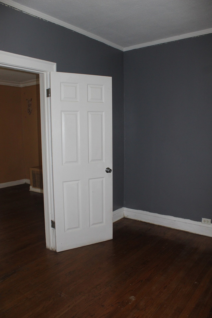 7258 South Carpenter Street Chicago, IL 60621 - Photo 10 of 27 Gallery Image 10
