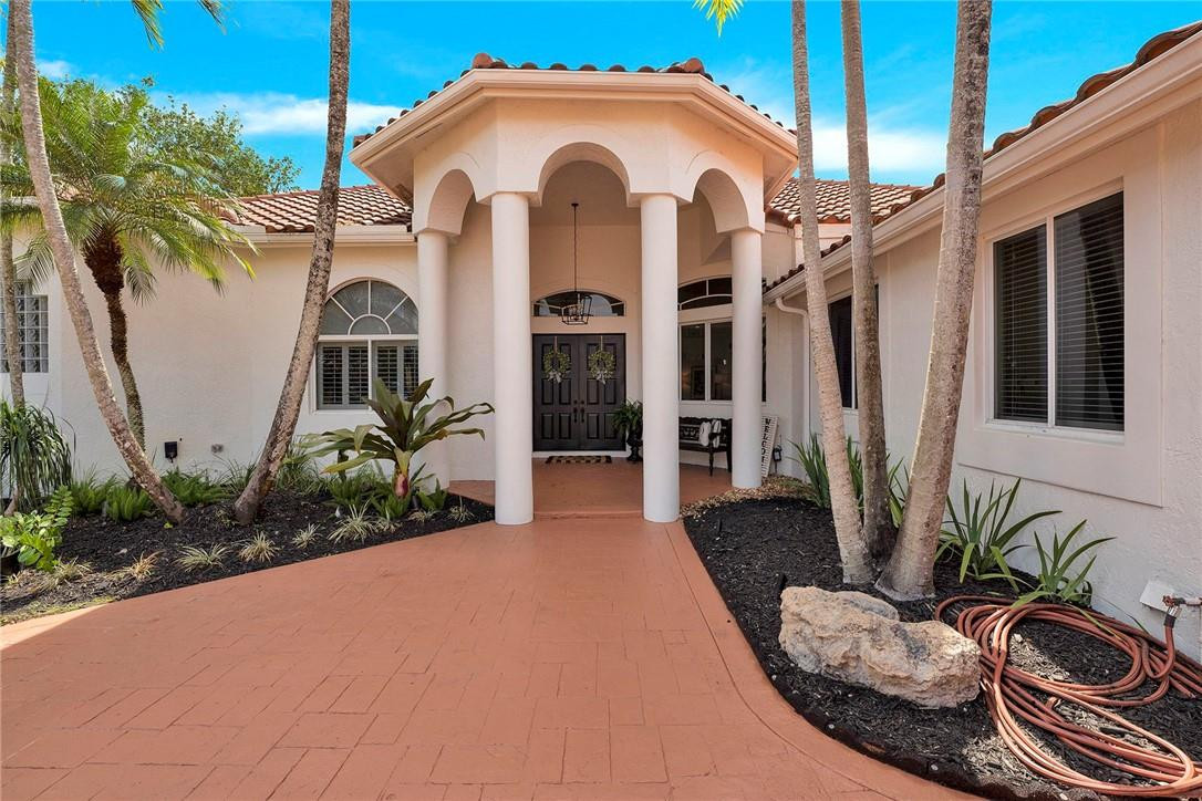 20240 Southwest 51st Court Southwest Ranches, FL 33332 - Photo 8 of 60 Photo 8