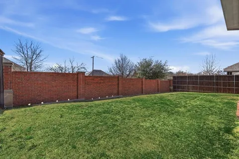 $579,000 | 102 Mulberry Lane, Hickory Creek, TX 75065