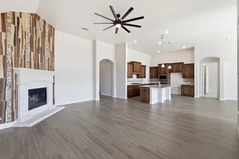 $589,500 | 102 Mulberry Lane, Hickory Creek, TX 75065