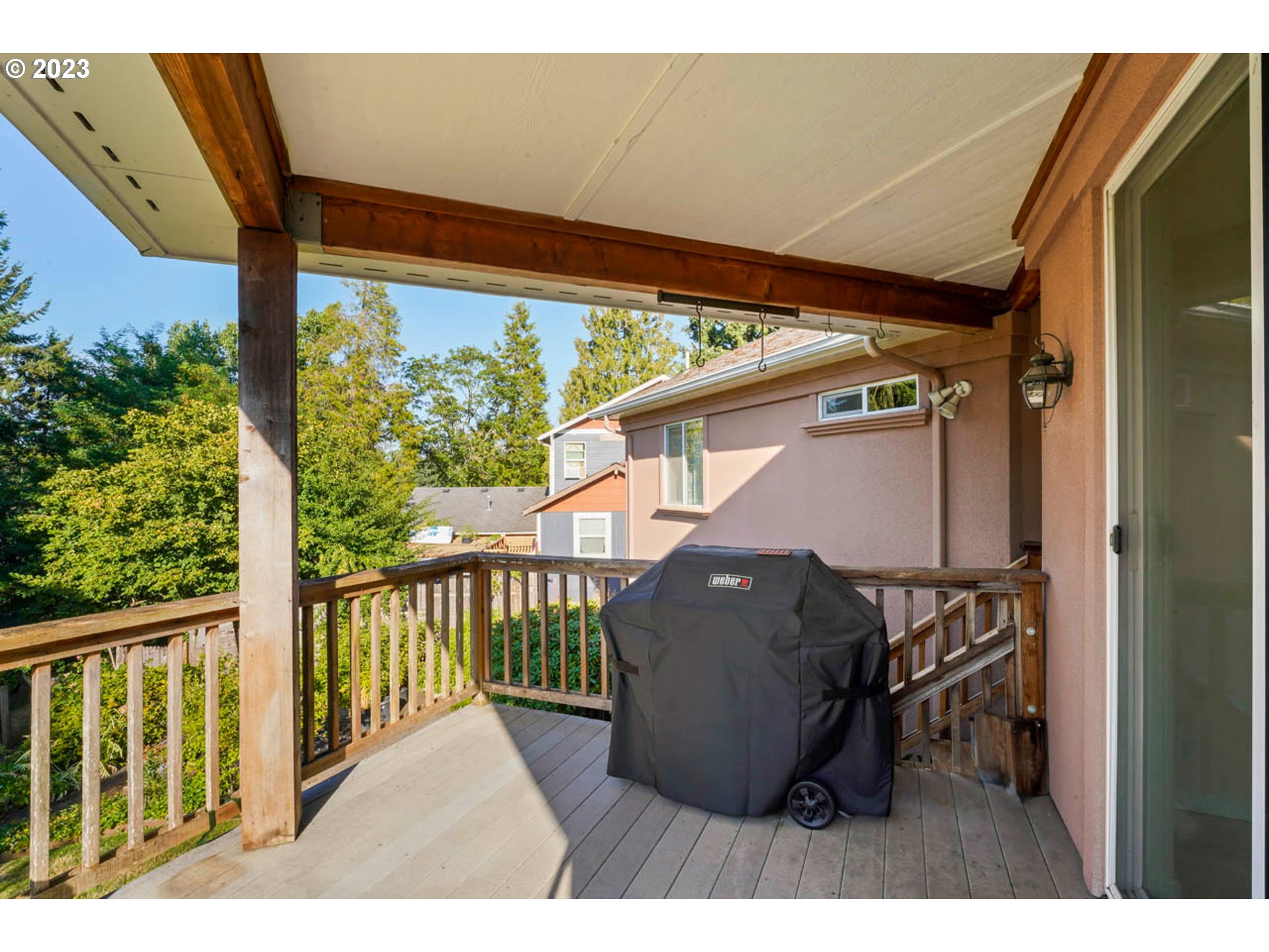 2920 Adams Street Eugene, OR 97405 - Photo 27 of 38 a view of balcony with furniture and garden