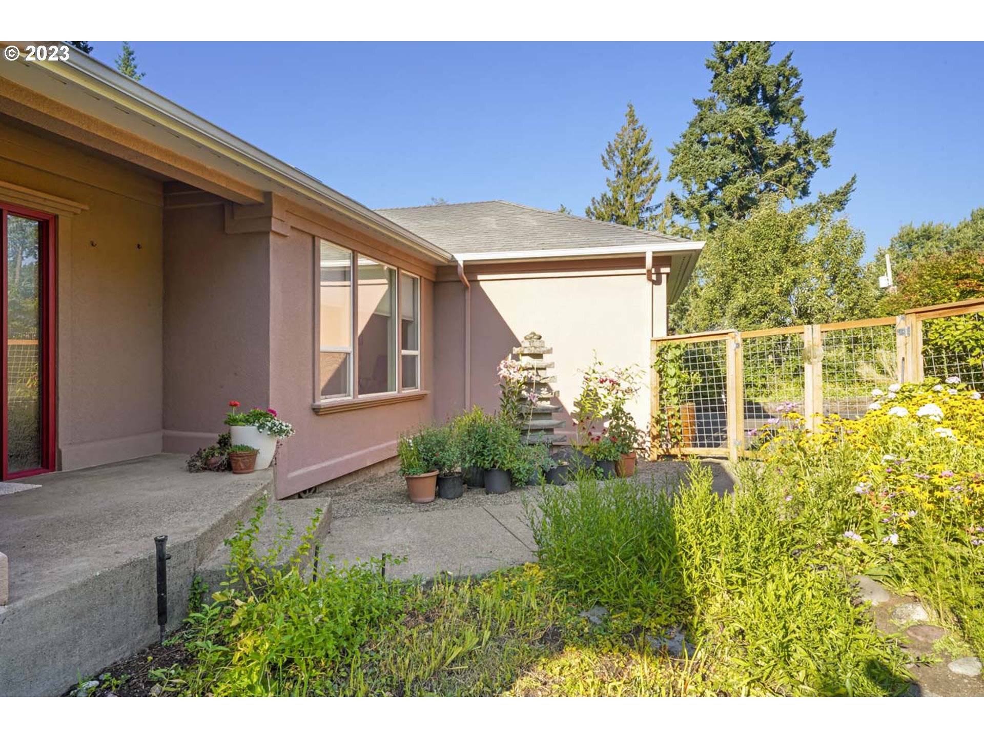 2920 Adams Street Eugene, OR 97405 - Photo 4 of 38 a view of a backyard