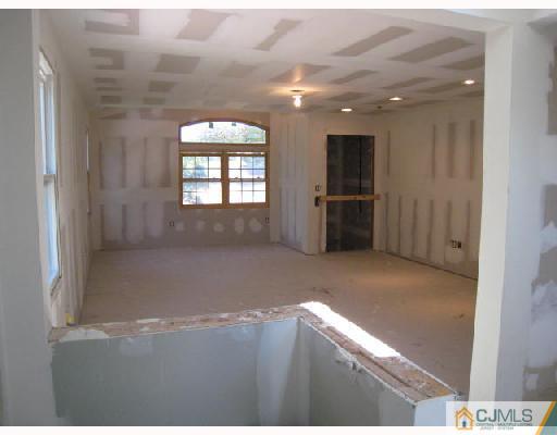 191 South Hill Road Colonia, NJ 07067 - Photo 8 of 10