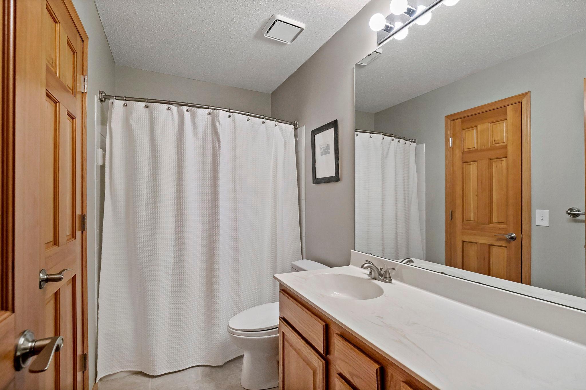 8879 Sylvan Ridge Eden Prairie, MN 55347 - Photo 35 of 49
