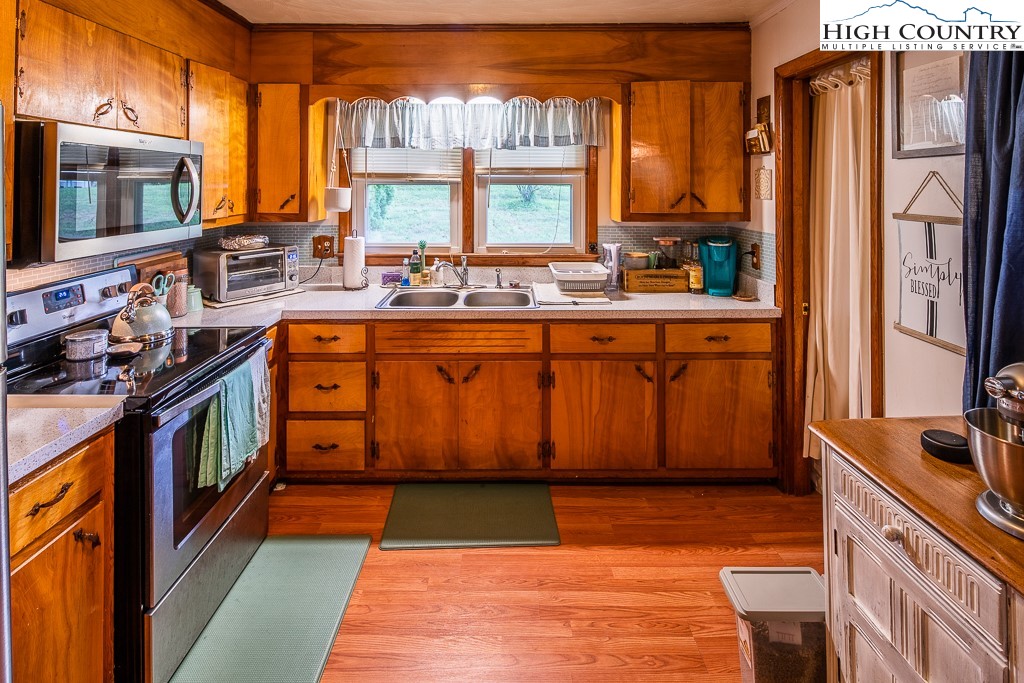 280 Dusty Road Boone, NC 28607 - Photo 9 of 23 Gallery Image 9