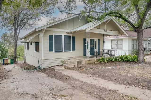 $2,750 | 804 Theresa Avenue, Austin, TX 78703