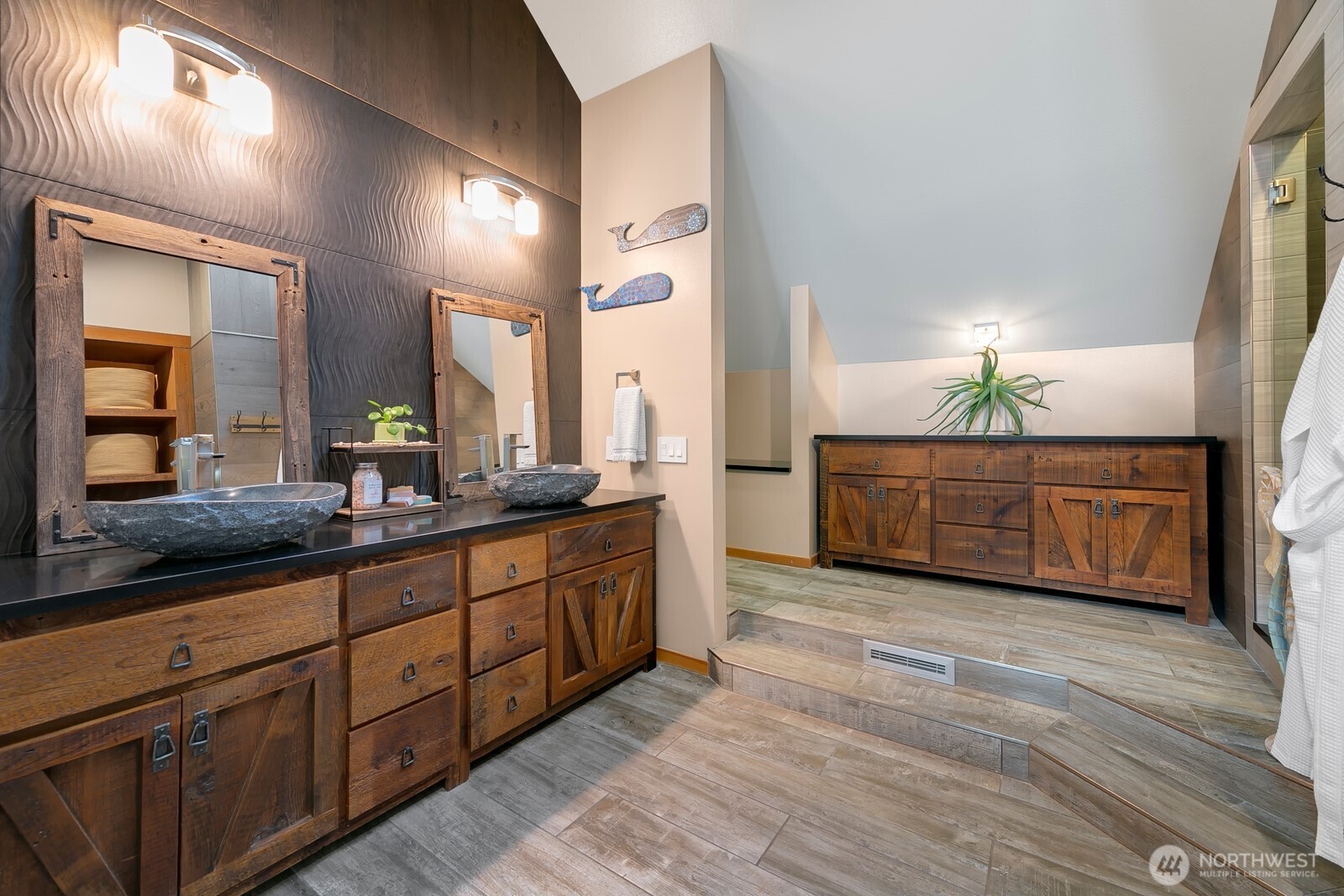 6625 136th Place Southwest Edmonds, WA 98026 - Photo 27 of 40 a spacious bathroom with double vanity and a large mirror