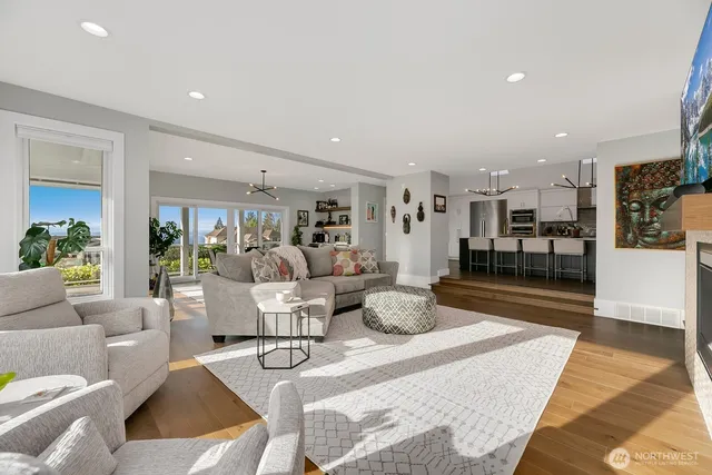 $2,800,000 | 6625 136th Place Southwest, Edmonds, WA 98026