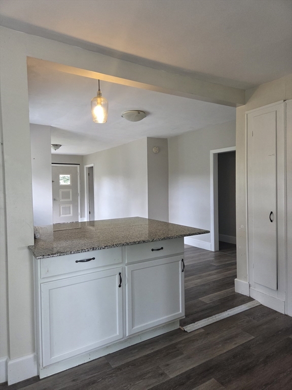 28 Hartley Street Springfield, MA 01104 - Photo 7 of 15 Gallery Image 7