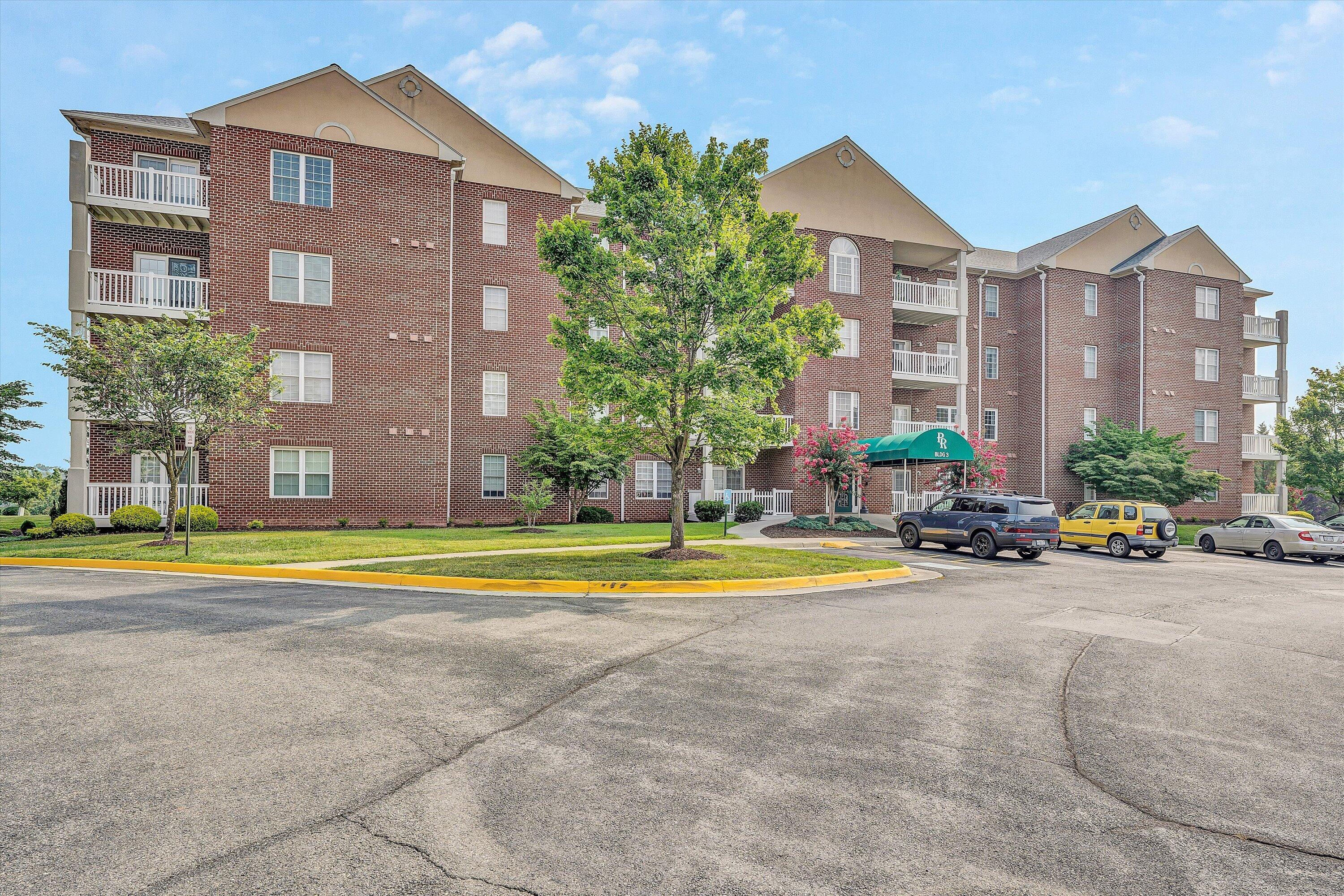 4444 Pheasant Ridge Road, Unit 407 Roanoke, VA 24014 - Photo 38 of 38 38-DSC00478