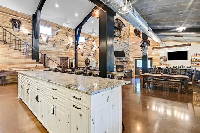 $1,450,000 | 14001 Prospect Avenue, Grandview, MO 64030