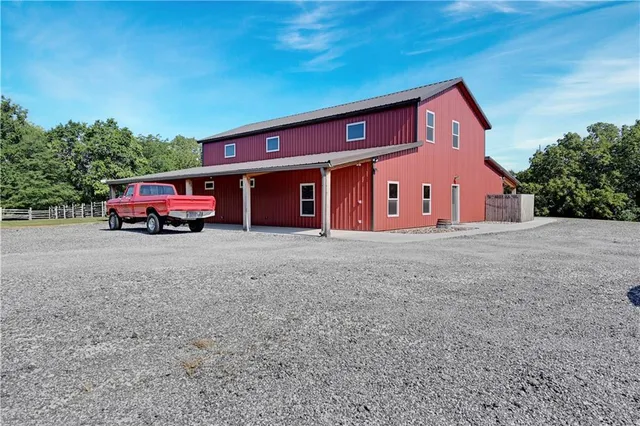 $1,450,000 | 14001 Prospect Avenue, Grandview, MO 64030