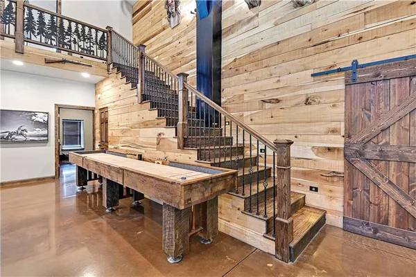 $1,350,000 | 14001 Prospect Avenue, Grandview, MO 64030