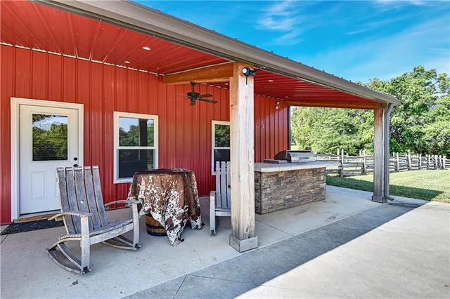 $1,450,000 | 14001 Prospect Avenue, Grandview, MO 64030