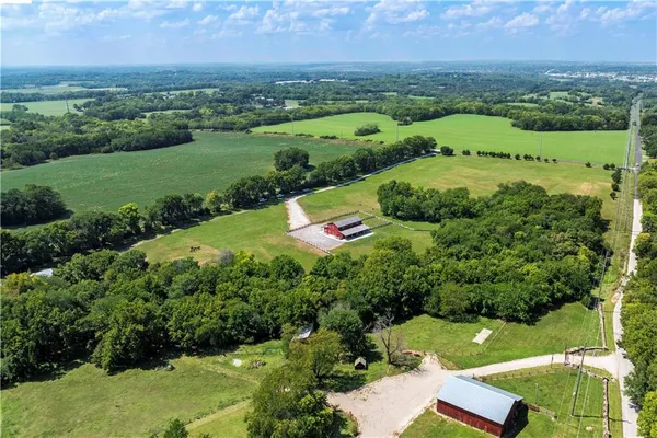 $1,350,000 | 14001 Prospect Avenue, Grandview, MO 64030