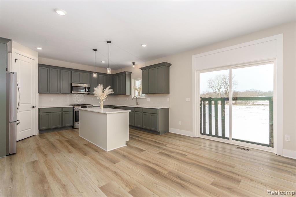 3280 Cedar Lake Road Howell, MI 48843 - Photo 17 of 46