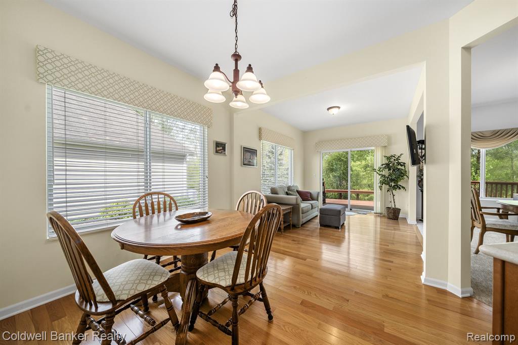 2206 Lagoon Drive Rochester Hills, MI 48309 - Photo 12 of 37