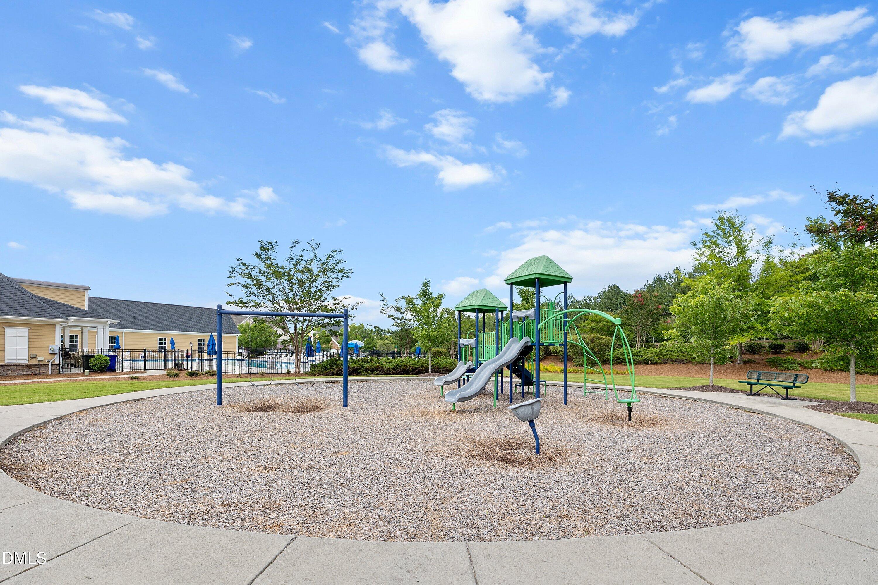 103 Thorngate Road Durham, NC 27703 - Photo 49 of 50 60-103 Thorngate Rd_7497